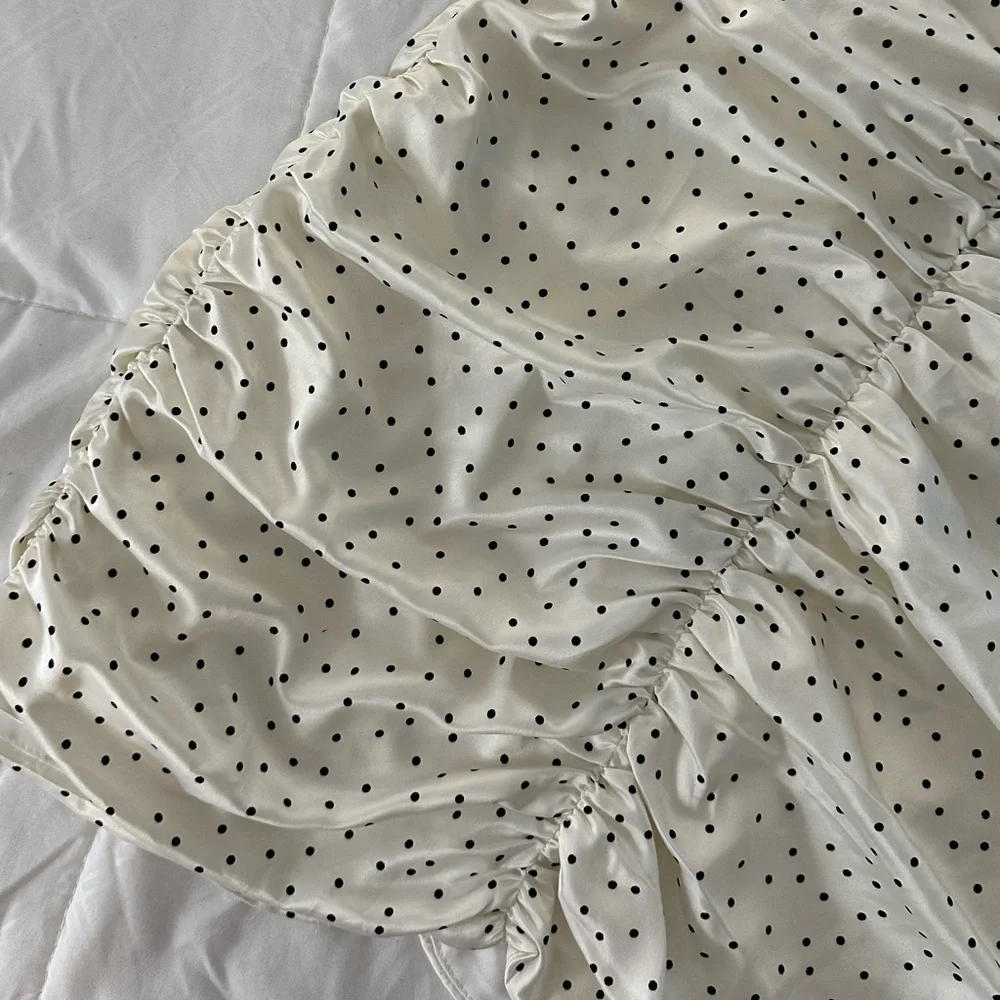 Deep Plunge Polka Dot Mini Dress Off-white - Picture 7 of 8